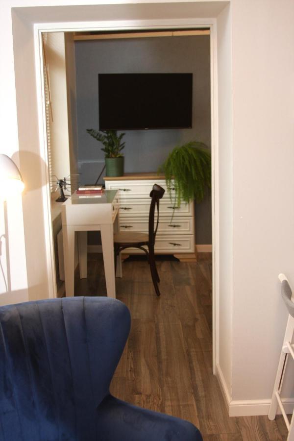 Apartament Przy Kladce เชชูฟ ภายนอก รูปภาพ